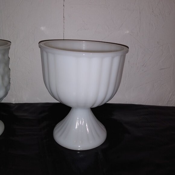 Vintage Milk Glass Vase/Planters - Picture 6 of 10